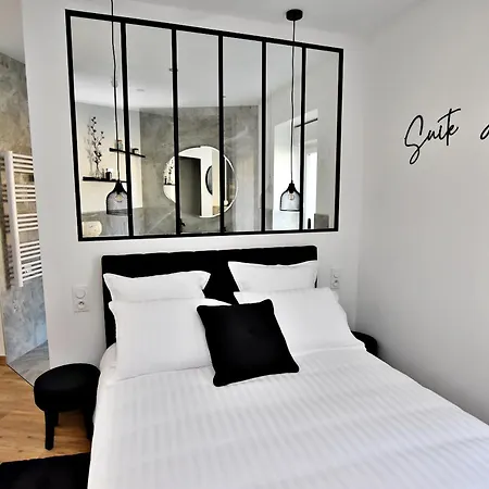Arum Classee 3 Etoiles Avec Terrasse Roanne